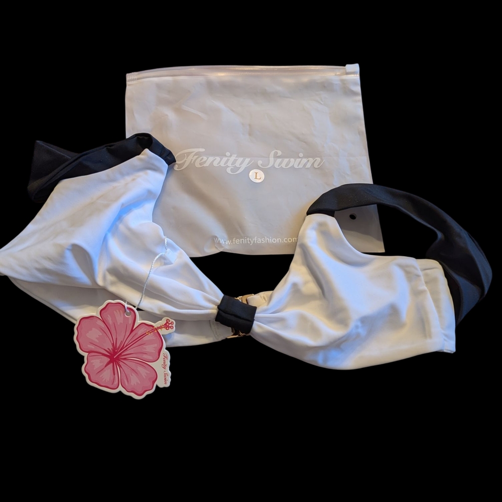 Fenity White and Black Bikini Top Size Large